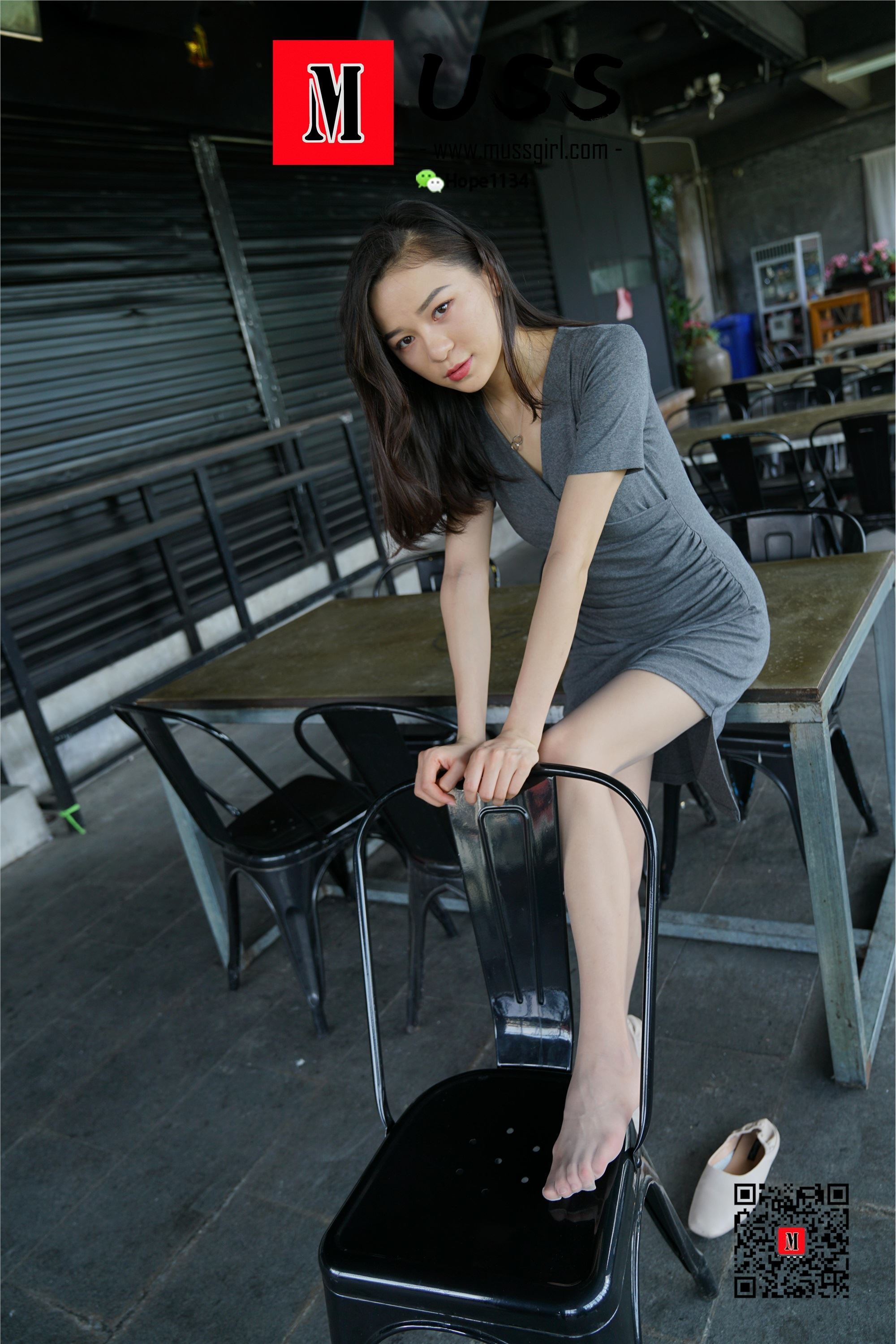 MussGirl慕丝女郎  NO.087 她若惊鸿一瞥，汝已心猿意马